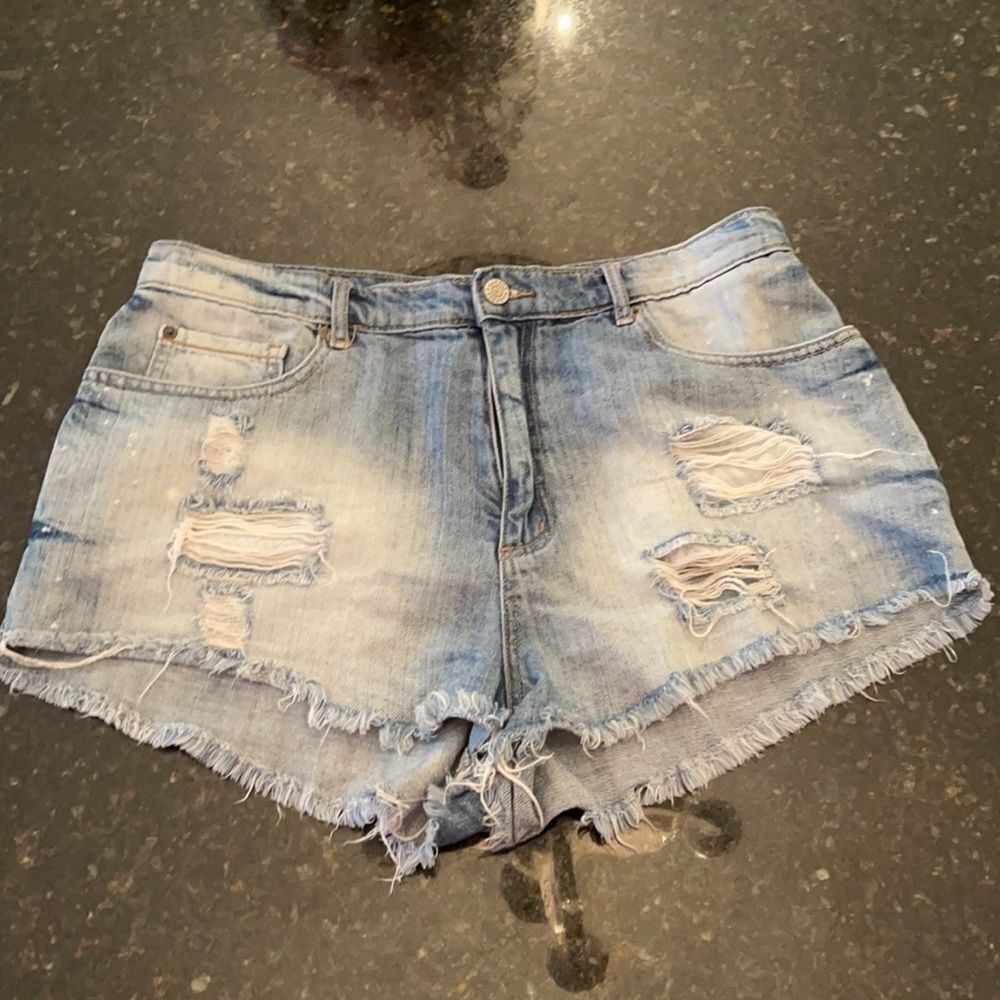 *Grunge* Stonewash Denim Cutoff Shorts Jrs Sz 11